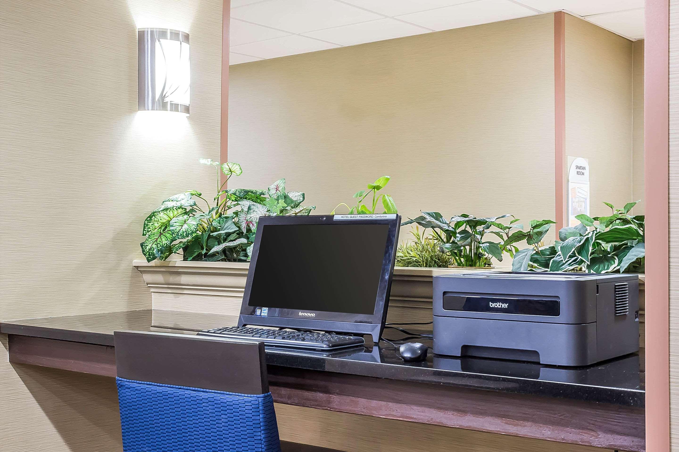 Comfort Inn Greensboro - Kernersville Екстериор снимка