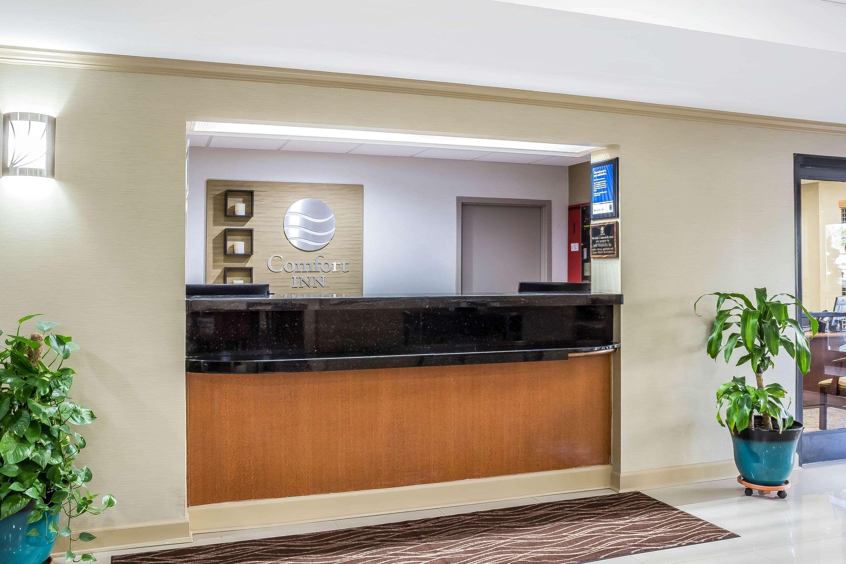 Comfort Inn Greensboro - Kernersville Екстериор снимка