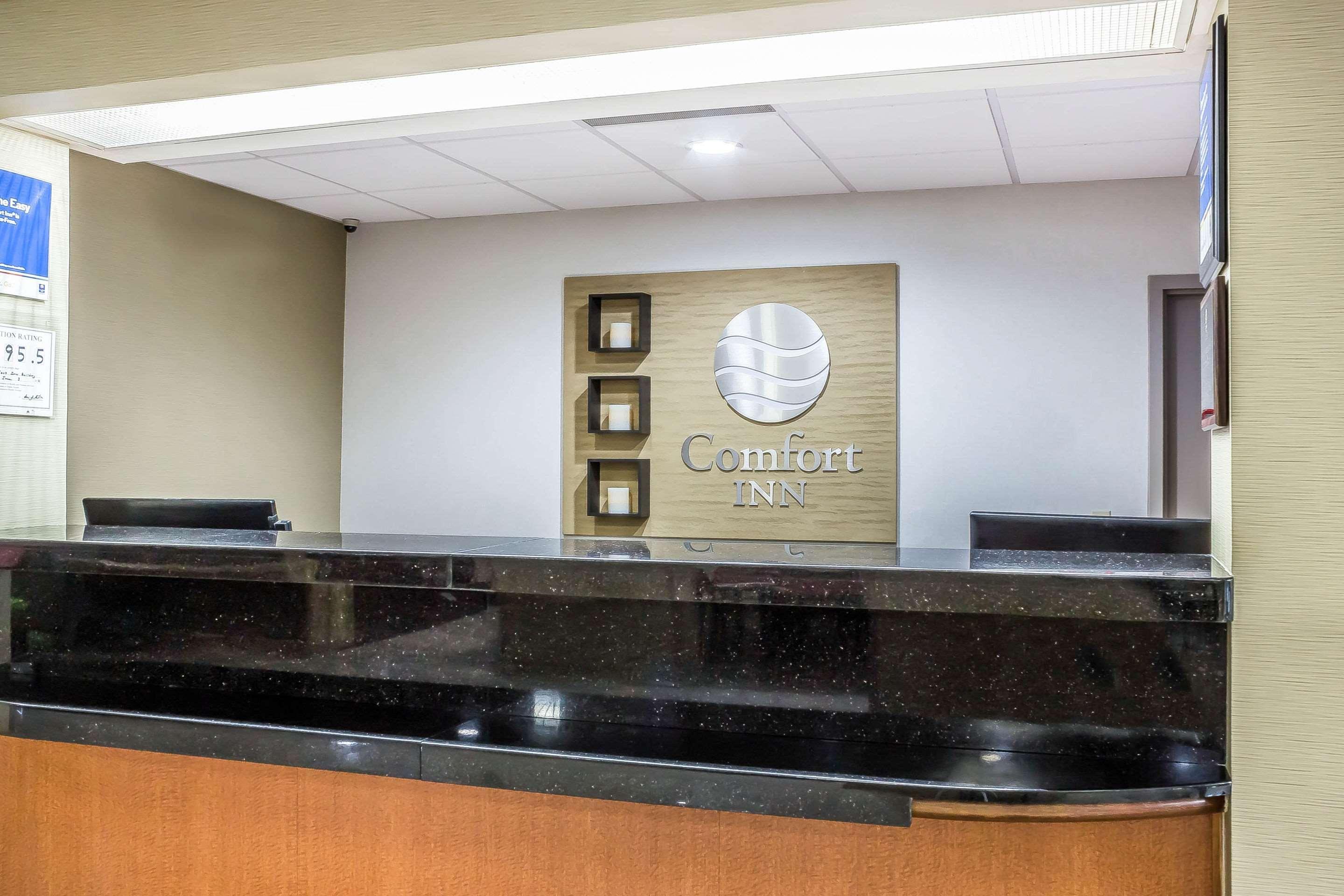 Comfort Inn Greensboro - Kernersville Екстериор снимка
