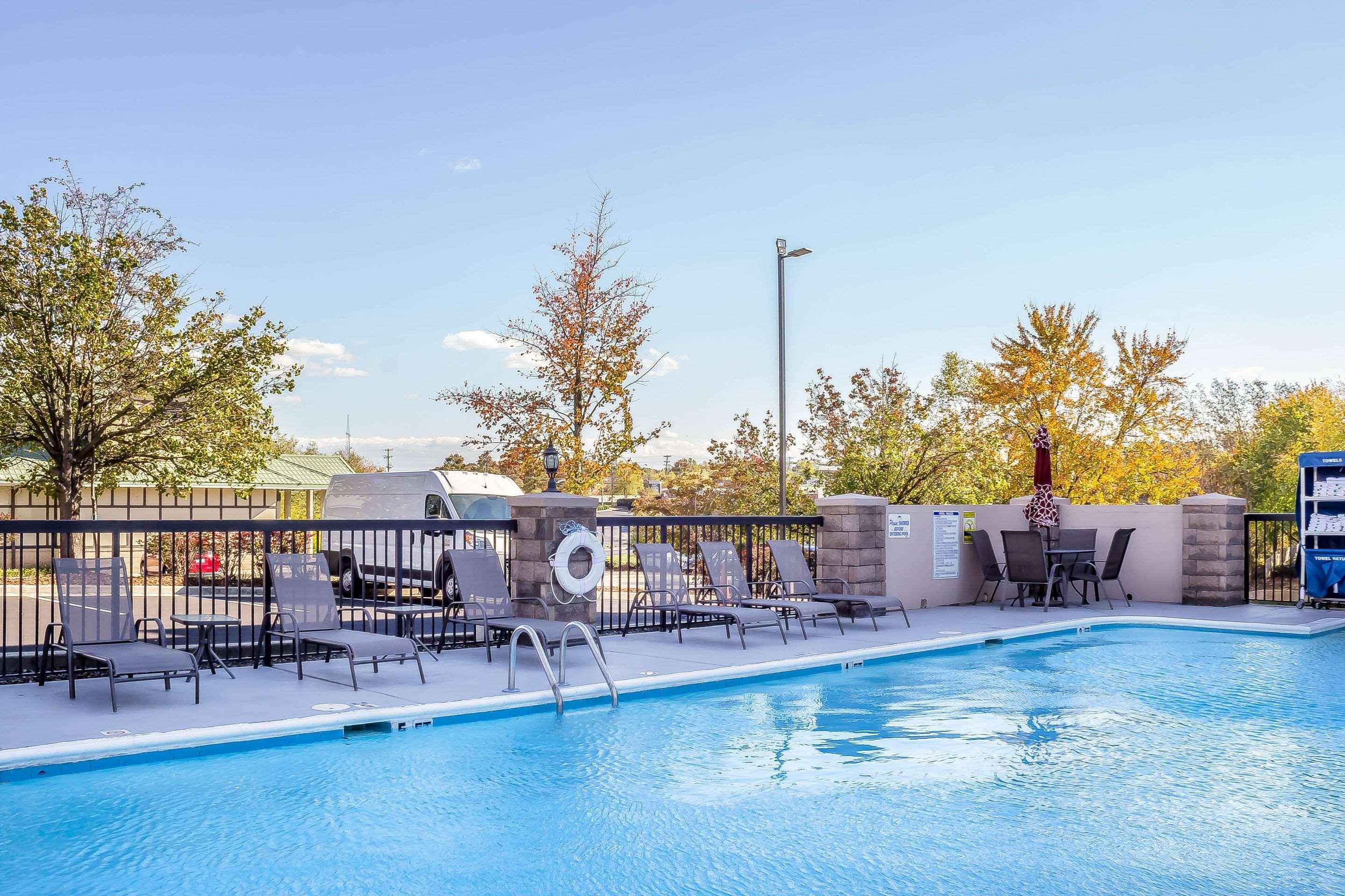 Comfort Inn Greensboro - Kernersville Екстериор снимка