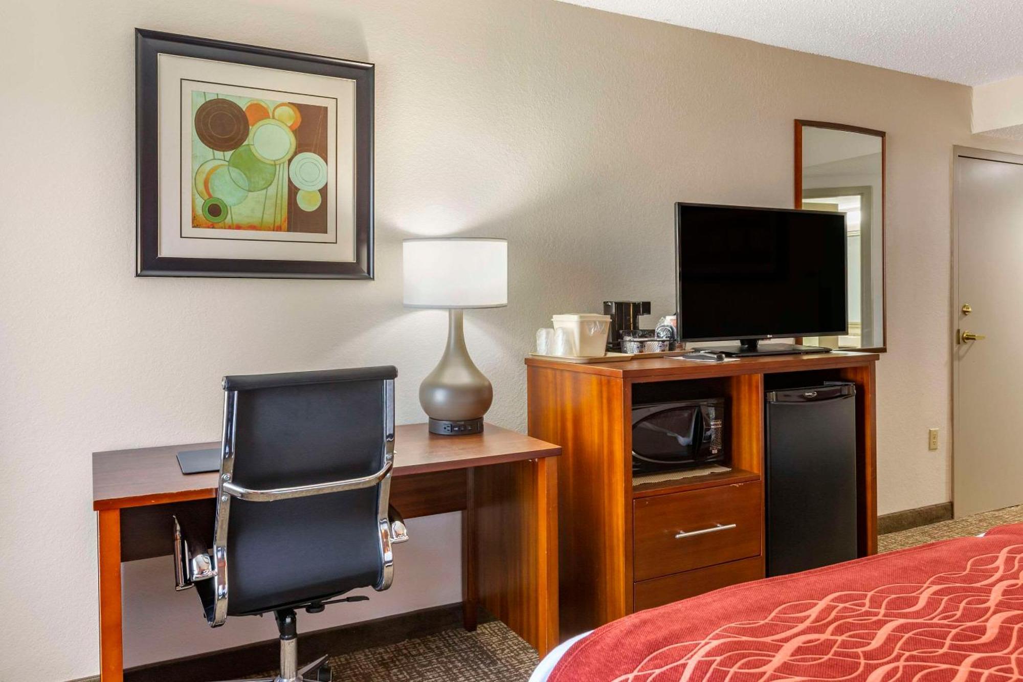 Comfort Inn Greensboro - Kernersville Екстериор снимка