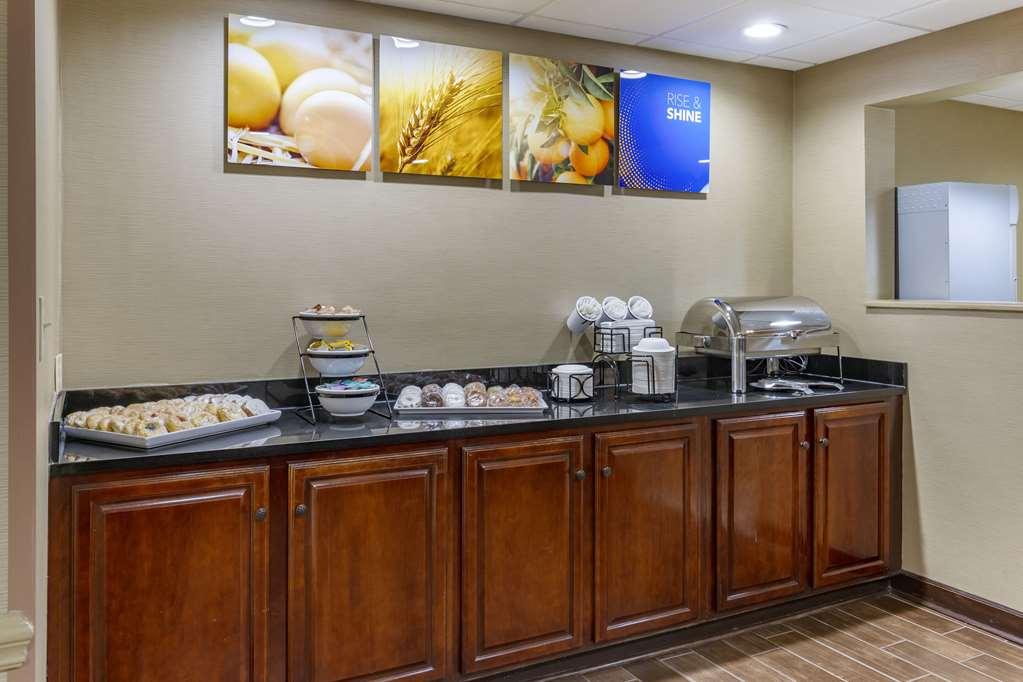 Comfort Inn Greensboro - Kernersville Ресторант снимка